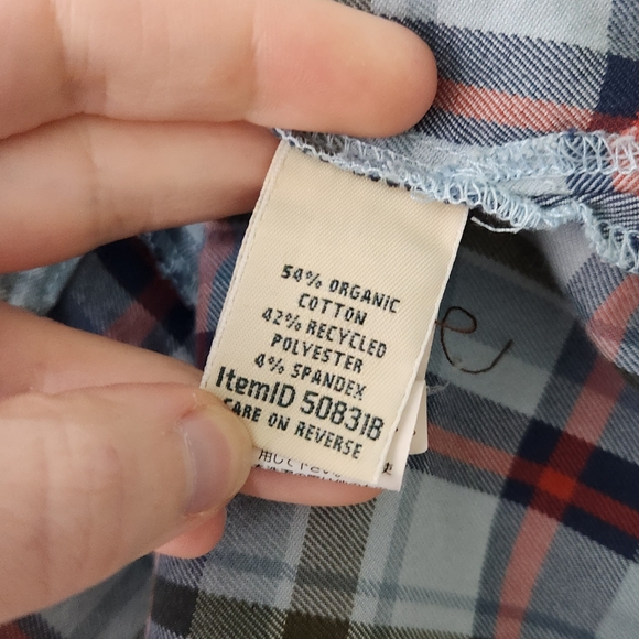 LL Bean Relaxed Scotch Plaid Flannel - Picture 6 of 6